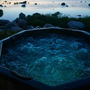 Hottub mit GFK Einsatz – Bild 10
