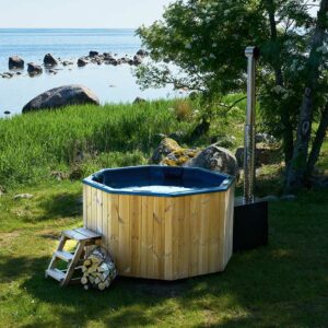 Hottub mit GFK Einsatz – Bild 8